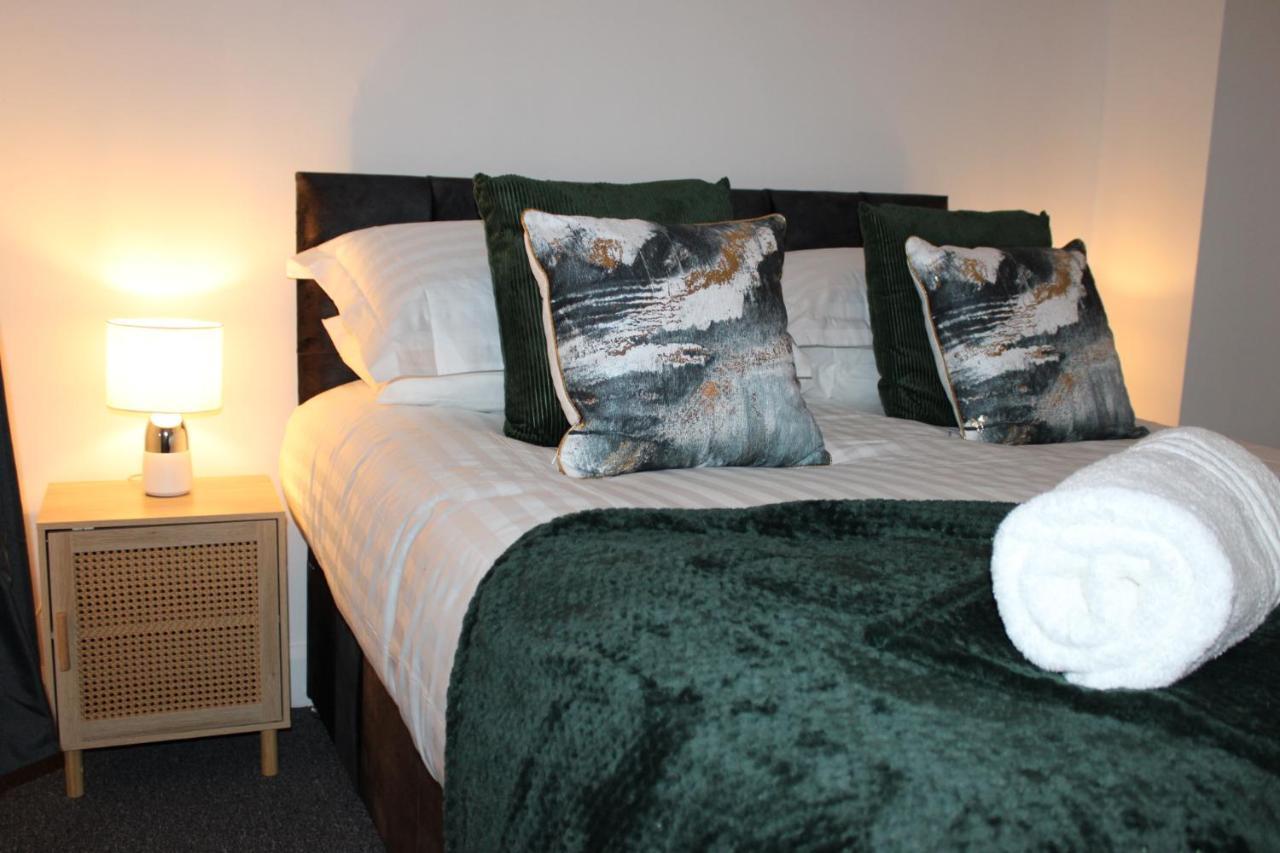 Apartment Cosy Home For Business, Contractors, Families Near Walsgrave Hospital, Supermarket Free Parking Coventry